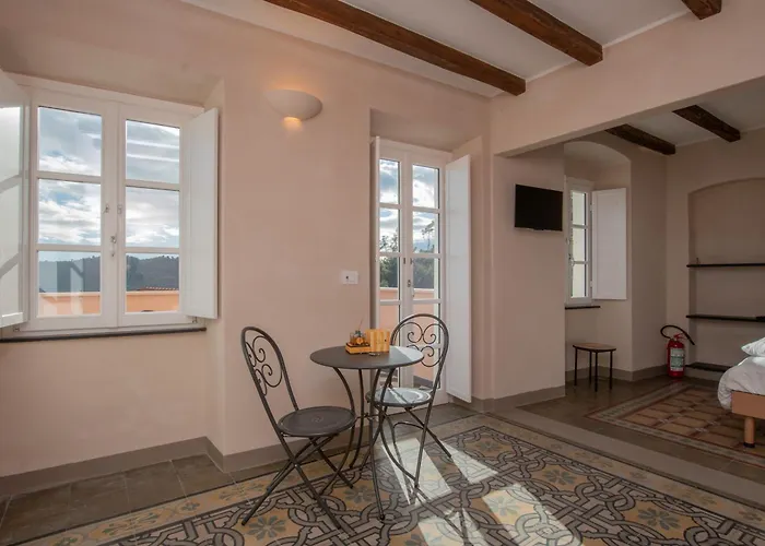 Mirei Апарт-отель Финале Лигуре