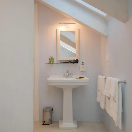 Hotel apartamentowy Mirei Finale Ligure