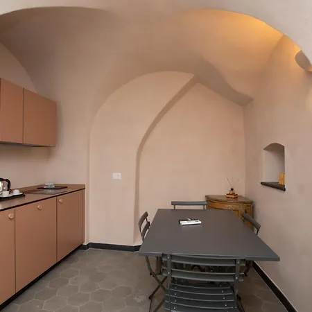 Mirei Hotel apartamentowy Finale Ligure