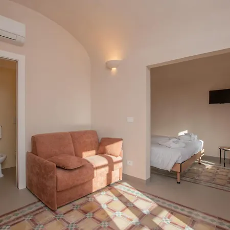 Mirei Hotel apartamentowy