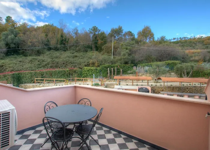 Mirei Aparthotel Finale Ligure